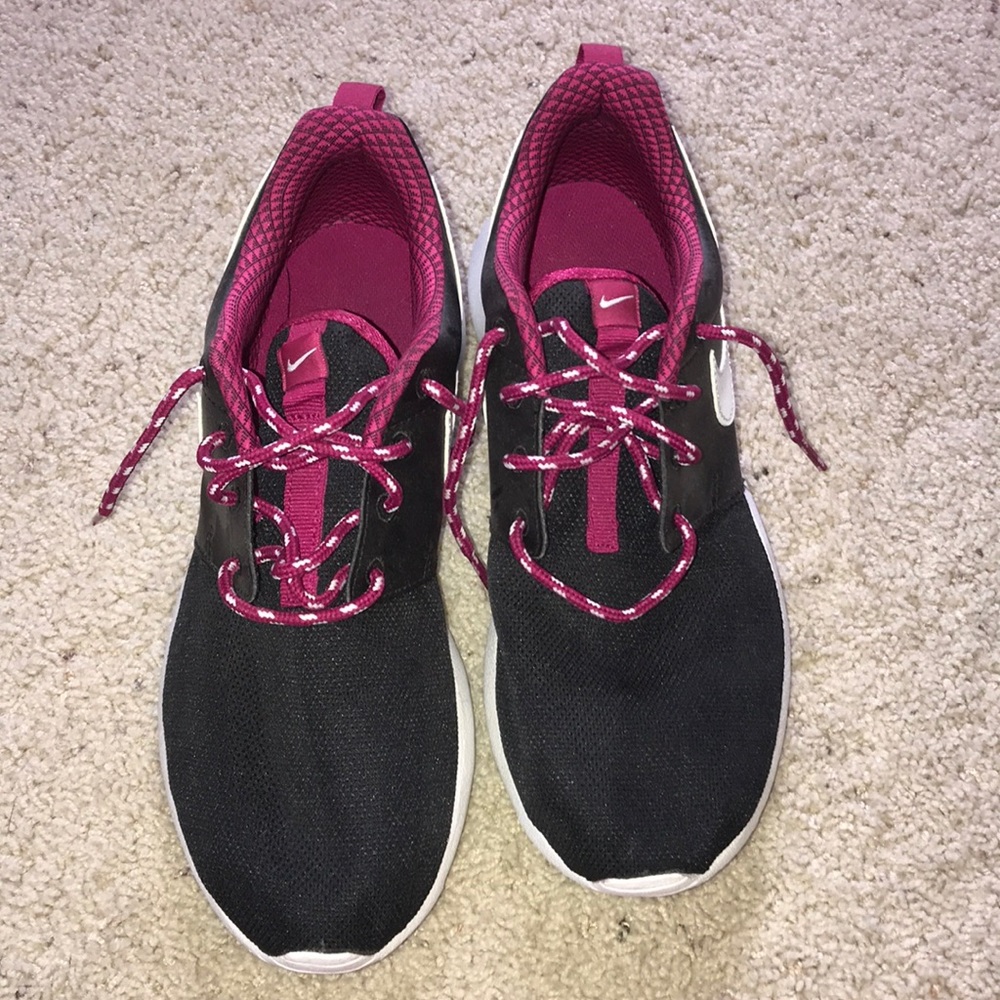 Nike Roshe Runs